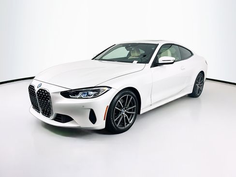Used 2022 BMW 430i Coupe w/ Convenience Package RWD image 3