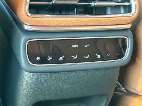 New 2026 Genesis GV80 2.5T Prestige image 23