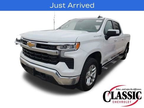 Used 2024 Chevrolet Silverado 1500 LT w/ Max Trailering Package image 5