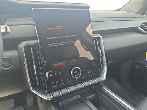 New 2026 GMC Acadia Elevation w/ Elevation Premium Package FWD image 21