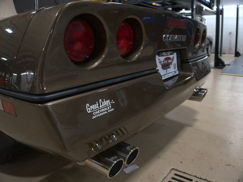 Used 1986 Chevrolet Corvette Convertible image 21