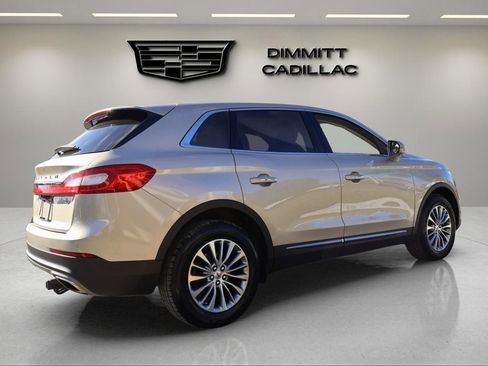 Used 2017 Lincoln MKX Select w/ Select Plus Package image 5