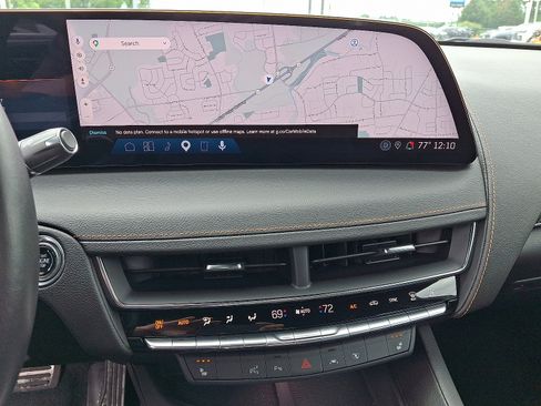 Certified 2025 Cadillac CT5 Sport w/ Sun And Sound Package AWD/4WD image 18
