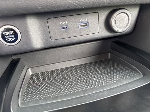 Used 2023 Nissan Rogue SV image 22