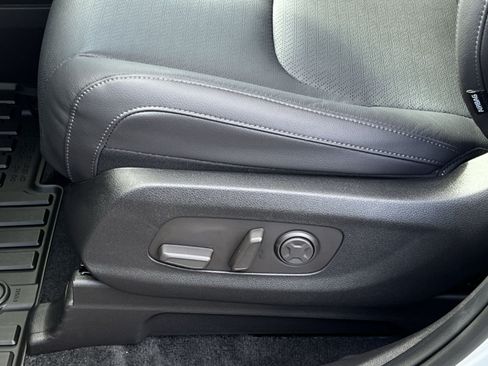 New 2027 Kia Carnival SX Prestige FWD image 19