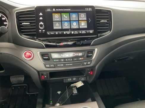 Certified 2025 Honda Ridgeline RTL image 15