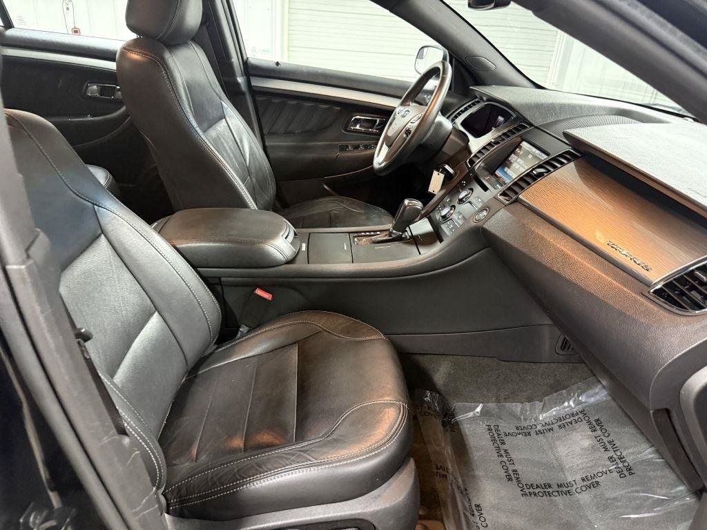 Used 2014 Ford Taurus SEL w/ Equipment Group 201A FWD image 30