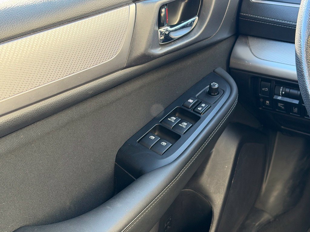 Used 2019 Subaru Outback 2.5i Premium AWD/4WD image 8