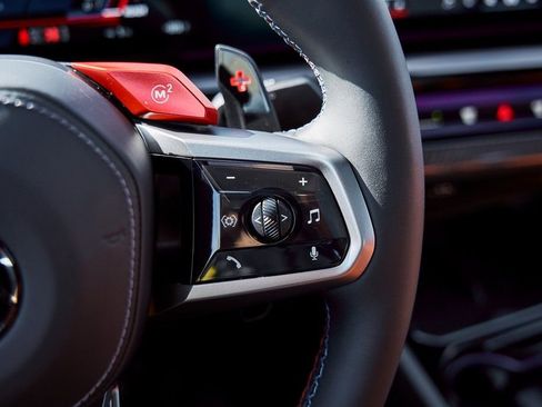 Used 2026 BMW M5 w/ Executive Package image 70