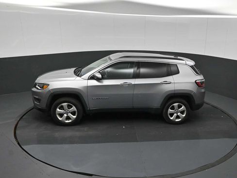 Used 2018 Jeep Compass Latitude w/ Popular Equipment Group AWD/4WD image 44