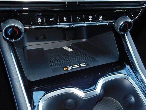 New 2026 Chevrolet Traverse LT w/ LPO, Floor Liner Package image 43