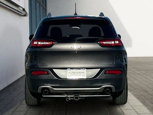 Used 2014 Jeep Cherokee Limited w/ Luxury Group image 4
