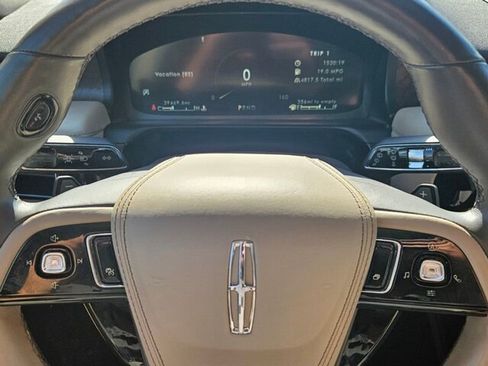 Used 2021 Lincoln Aviator Reserve w/ Equipment Group 201A image 14