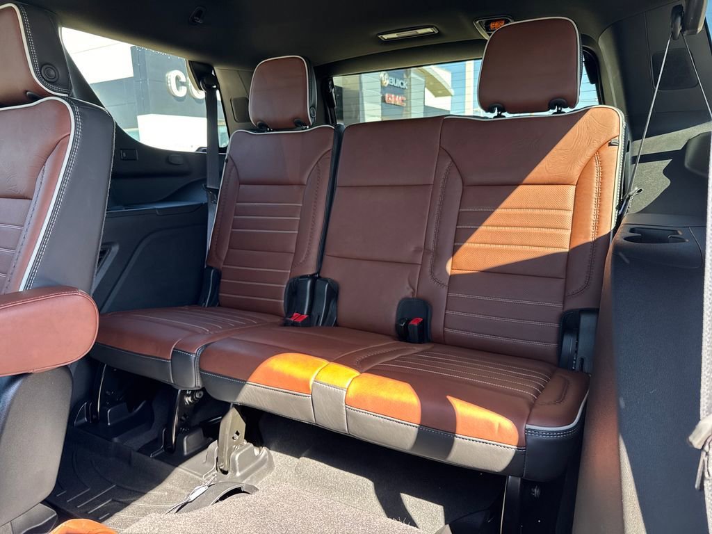 Certified 2024 GMC Yukon Denali Ultimate AWD/4WD image 42
