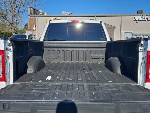 Used 2023 Ford F150 Lariat image 12