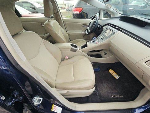 Used 2013 Toyota Prius Four FWD image 4