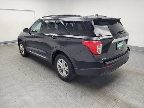 Used 2021 Ford Explorer XLT AWD/4WD image 5