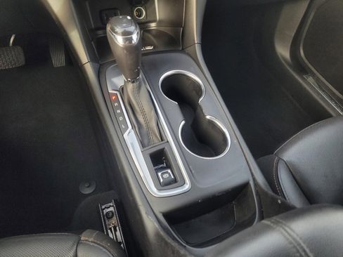 Used 2018 Chevrolet Equinox Premier image 26