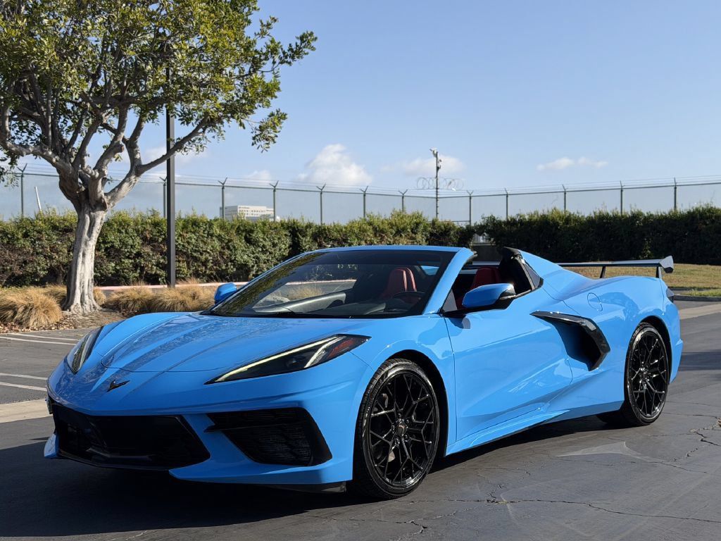 Used 2021 Chevrolet Corvette Stingray Convertible w/ 1LT RWD image 2