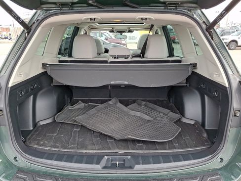 Used 2023 Subaru Forester Premium AWD/4WD image 30