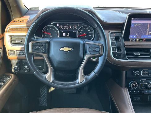 Used 2021 Chevrolet Suburban High Country image 13