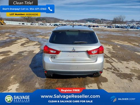 Used 2014 Mitsubishi Outlander Sport ES image 2