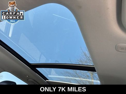 Used 2023 Jeep Grand Cherokee Limited image 5