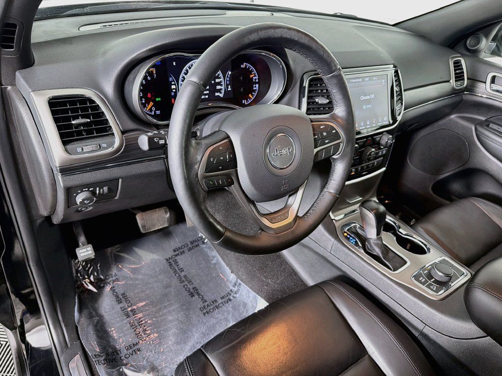 Used 2021 Jeep Grand Cherokee Limited AWD/4WD image 9