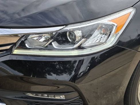 Used 2016 Honda Accord EX-L image 8
