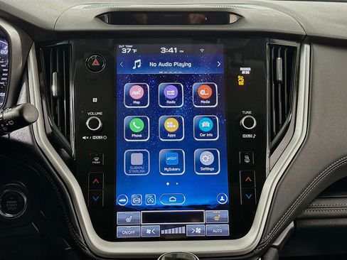 Used 2022 Subaru Outback Limited XT image 12