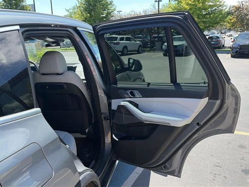 Used 2024 BMW X5 xDrive50e w/ Executive Package AWD/4WD image 24