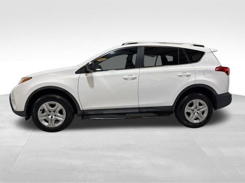 Used 2014 Toyota RAV4 LE image 10