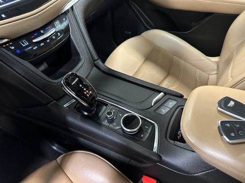 Used 2023 Cadillac XT5 Sportv w/ Platinum Package AWD/4WD image 69