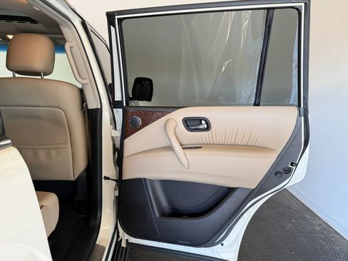 Used 2017 Nissan Armada SL w/ Technology Package RWD image 37