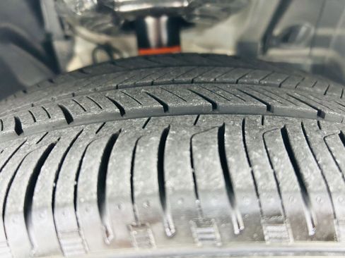 Used 2024 Nissan Sentra SR w/ SR Premium Package image 42