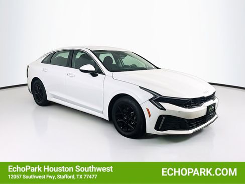 Used 2025 Kia K5 LXS image 1