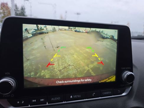 Used 2022 Nissan Sentra SV w/ All-Weather Package image 25