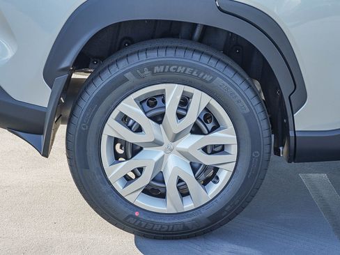New 2026 Toyota Corolla Cross L FWD image 12