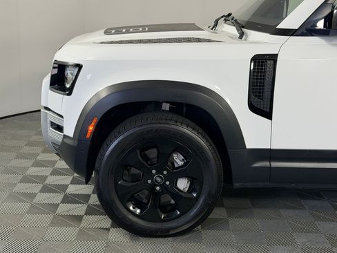 Used 2020 Land Rover Defender 110 HSE AWD/4WD image 11
