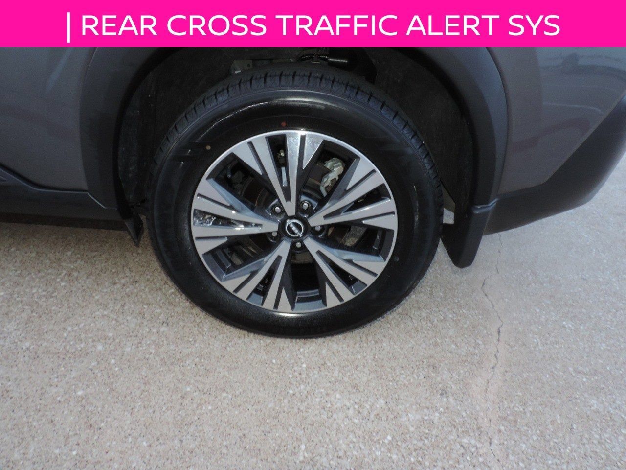 Used 2023 Nissan Rogue SV FWD image 15