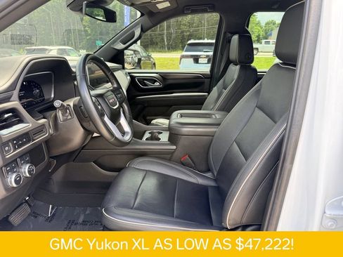 Used 2023 GMC Yukon XL SLT AWD/4WD image 6