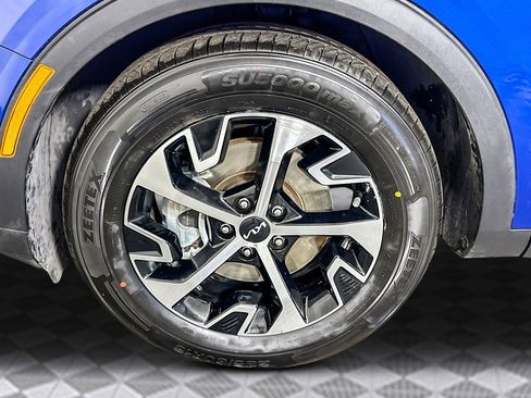 Used 2023 Kia Sportage EX image 38