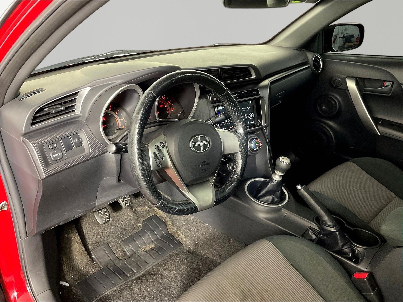 Used 2015 Scion tC FWD image 15