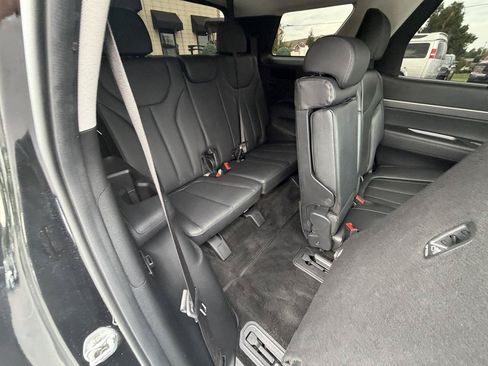 Used 2022 Hyundai Palisade SEL w/ 8P Bench Seat Package FWD image 41