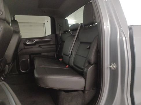 Used 2026 GMC Sierra 1500 SLT AWD/4WD image 12