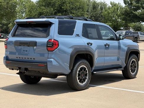 New 2026 Toyota 4Runner TRD Off-Road Premium AWD/4WD image 4