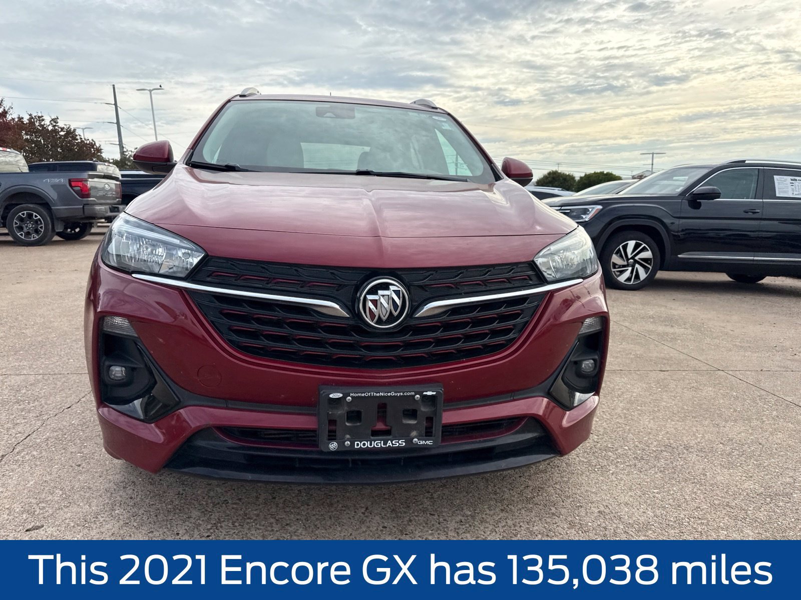 Used 2021 Buick Encore GX Select w/ Sport Touring Package FWD image 2
