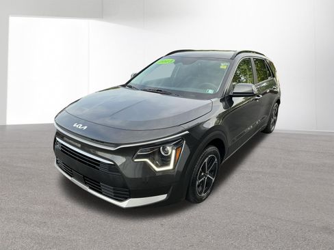 Certified 2023 Kia Niro EX FWD image 7