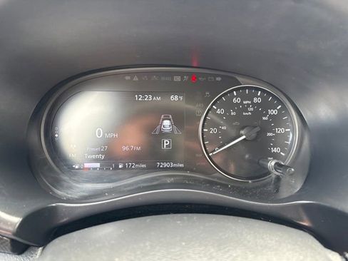 Used 2021 Nissan Kicks SV image 14