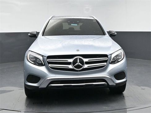 Used 2018 Mercedes-Benz GLC 350e 4MATIC image 3
